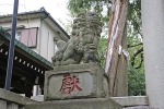 居木神社 子守犬の狛犬の様子