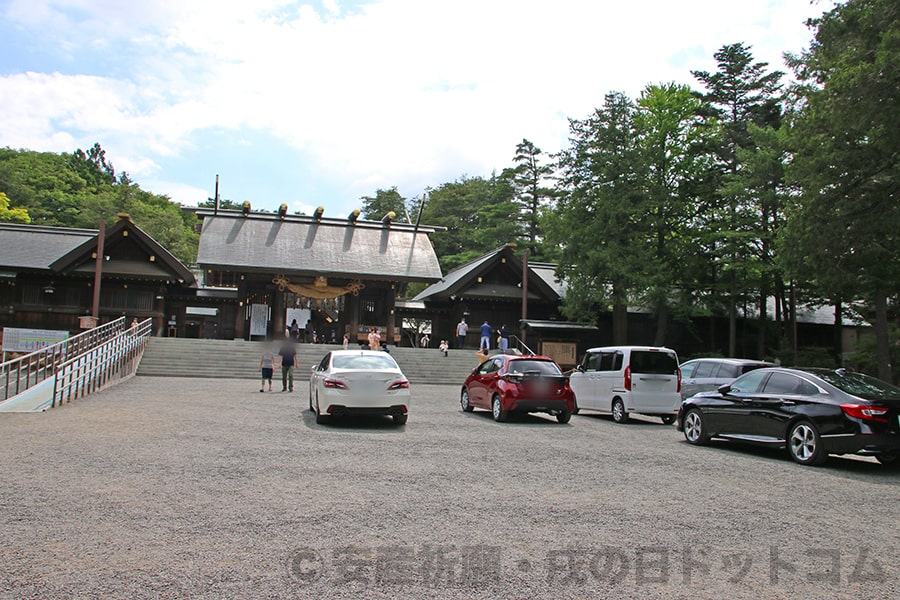 北海道神宮 神門手前の様子