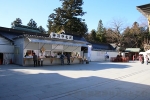 志波彦神社・鹽竈神社 お守り授与の神符守札所の様子