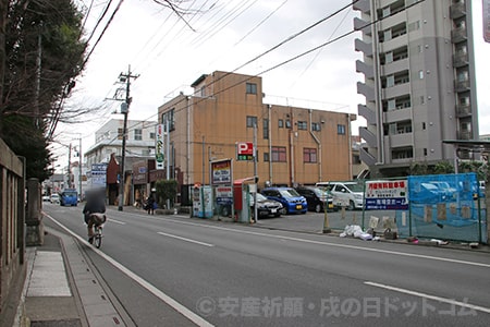 調神社 周辺のコインパーキングの様子