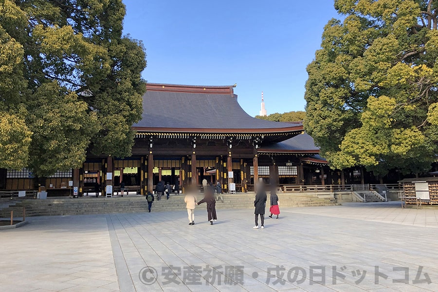 明治神宮 本殿のある場所手前の広場の様子