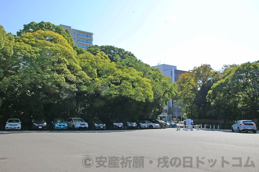 熱田神宮 東門側駐車場の様子