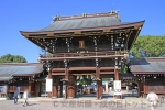 真清田神社 楼門の様子