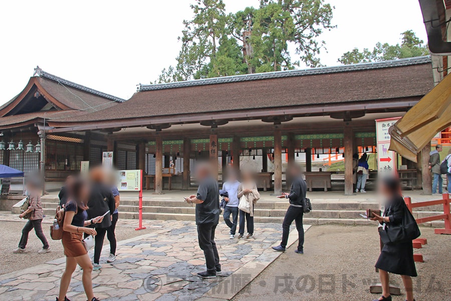 春日大社 回廊内の様子