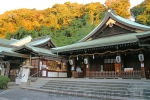 比治山神社 御祈祷の執り行われる拝殿・本殿の様