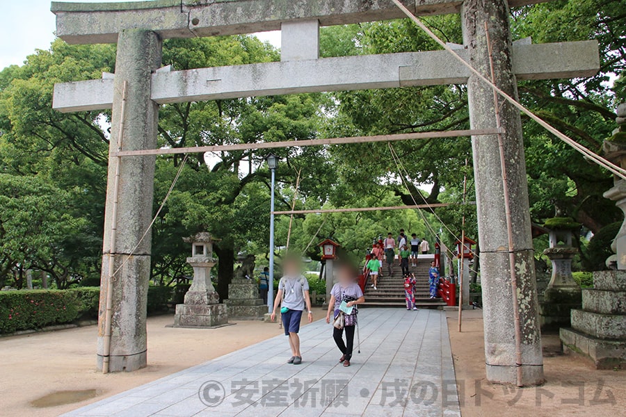 太宰府天満宮 鳥居と太鼓橋の様子