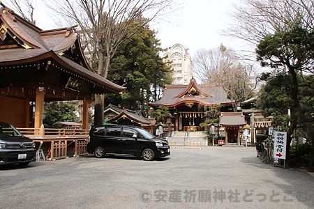 子安神社 境内の様子