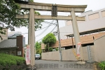 七社神社 境内への入口を示す一の鳥居の様子