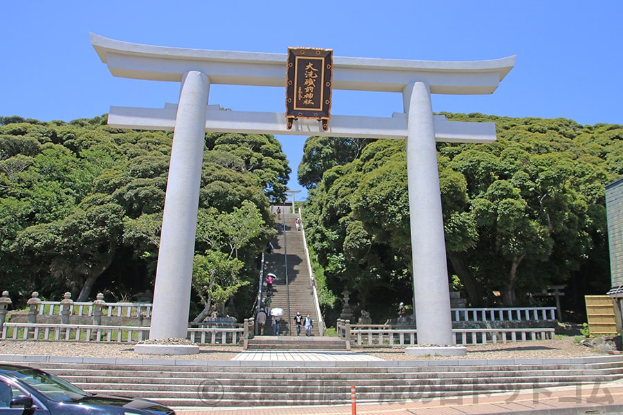 大洗磯前神社 正面鳥居（大鳥居）の様子