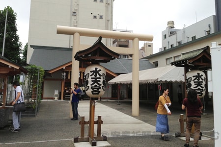 東京水天宮（仮宮）境内の様子