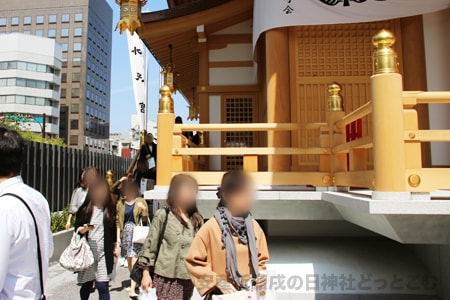 戌の日神社での安産祈願の時の妊婦さんたち服装の様子